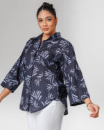 Back Pleated Relax Shirt - Image 2